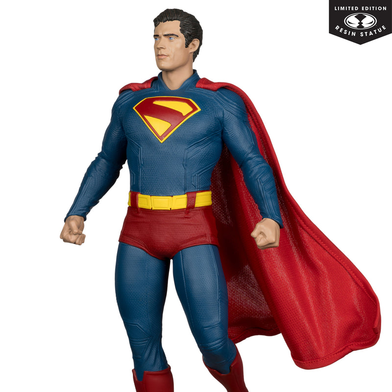 DC Direct Superman Movie (2025) resinstatue i skala 1:6 McFarlane Toys