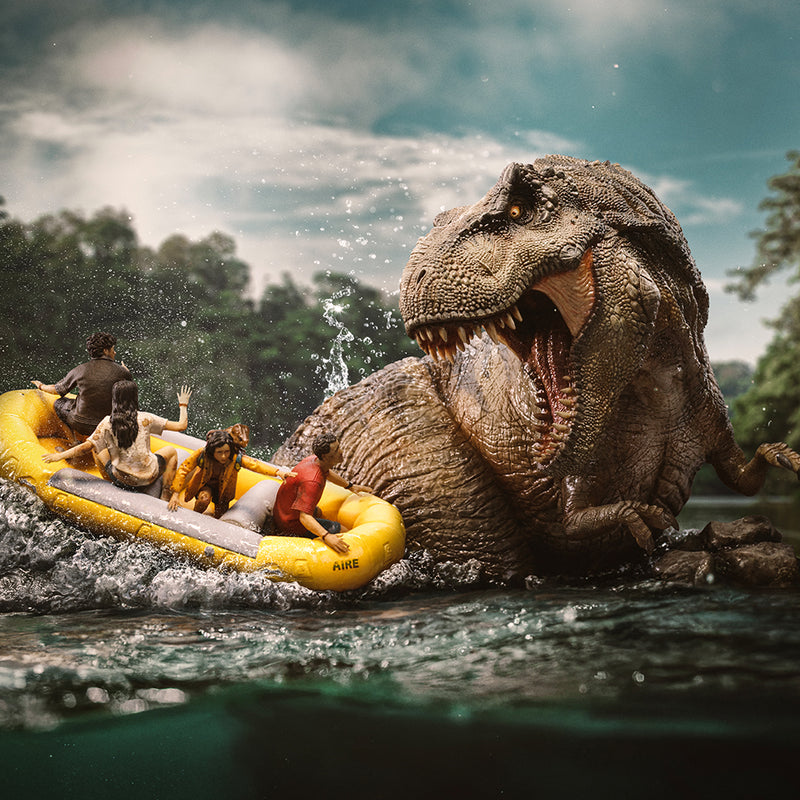 Jurassic World: Rebirth T-Rex River Attack Demi Art Scale 1/20