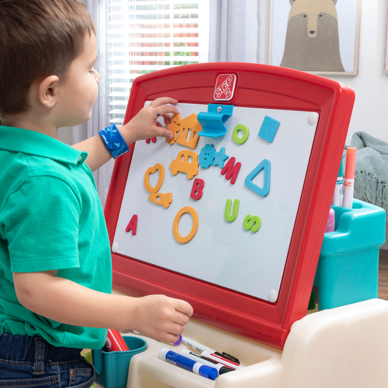 Step2 Flip & Doodle Easel Desk med skammel