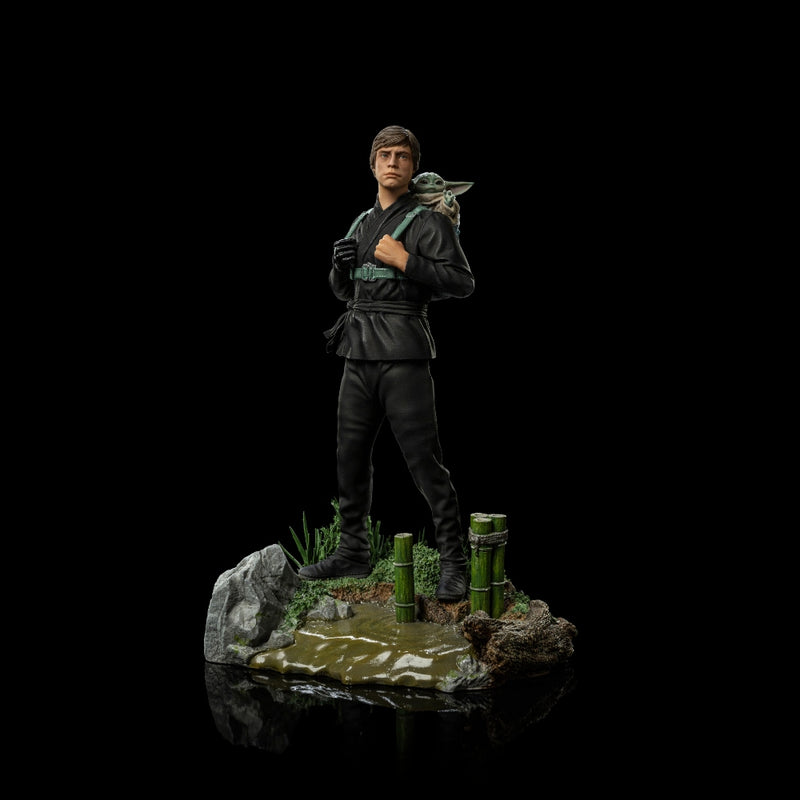 Iron Studios The Book of Boba Fett - Luke Skywalker and Grogu Training statue Art Scale 1/10