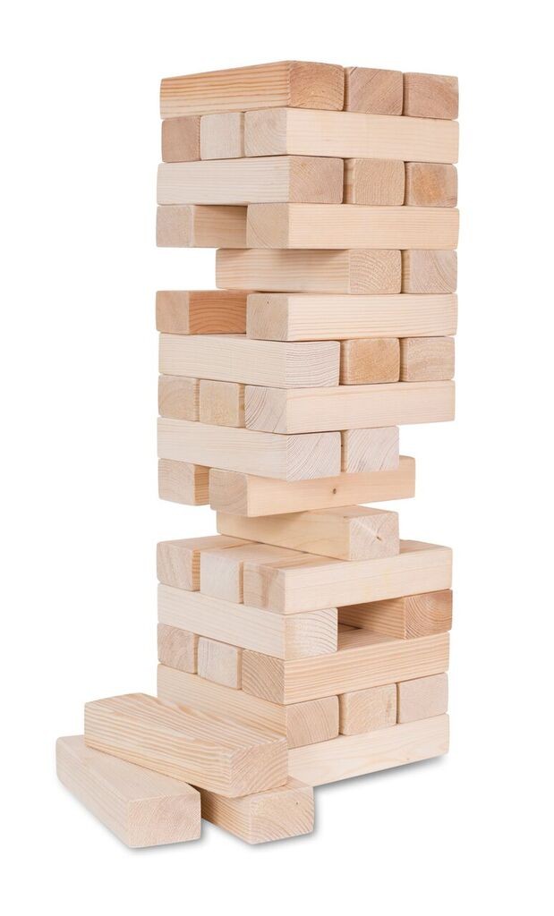 Giant Tower Family / Klodsmajor