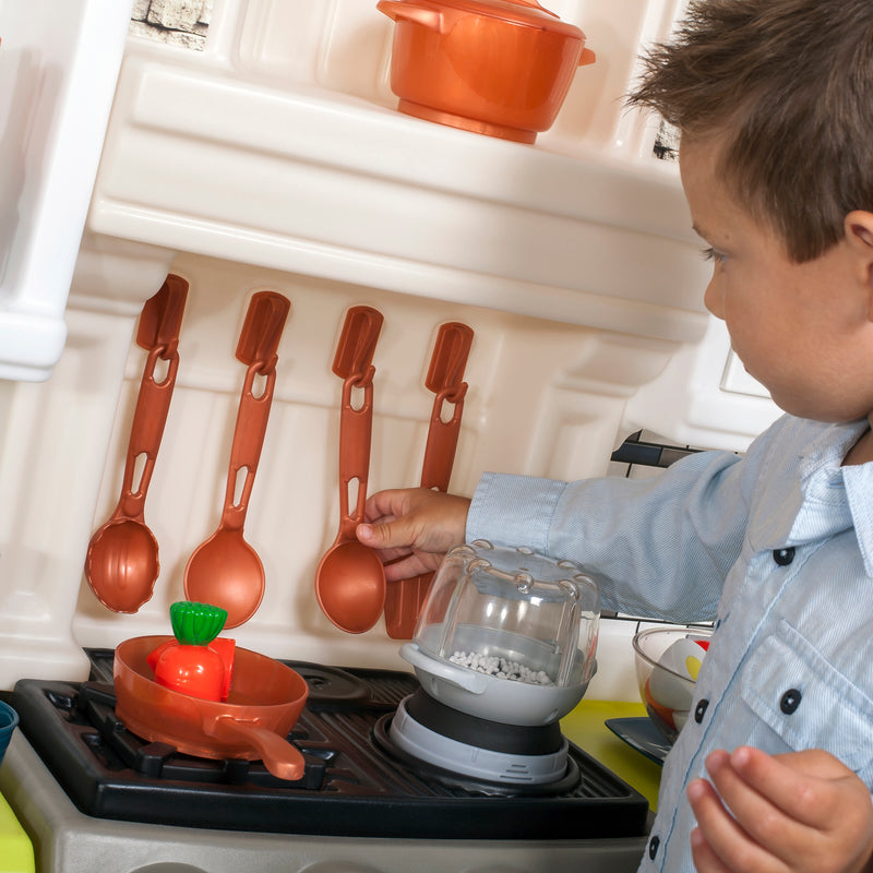 Step2 Elegant Edge Play Kitchen