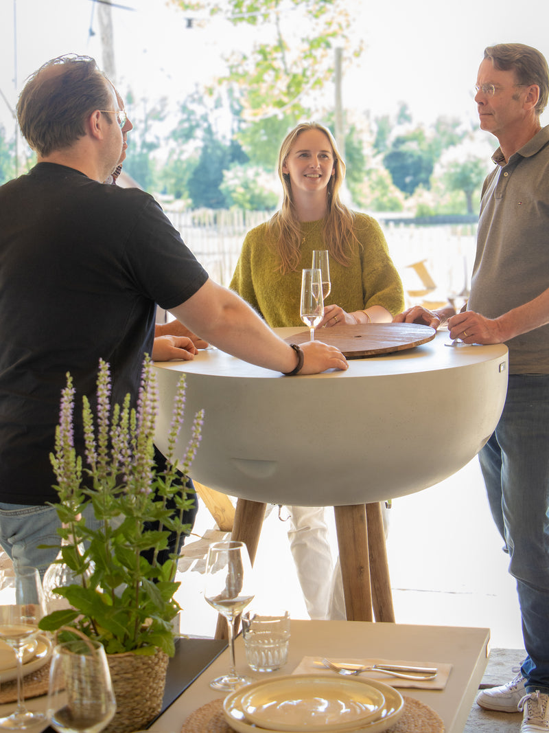 AXI Brandon 2-i-1 ståbord / sidebord & køler – Kalkstenslook