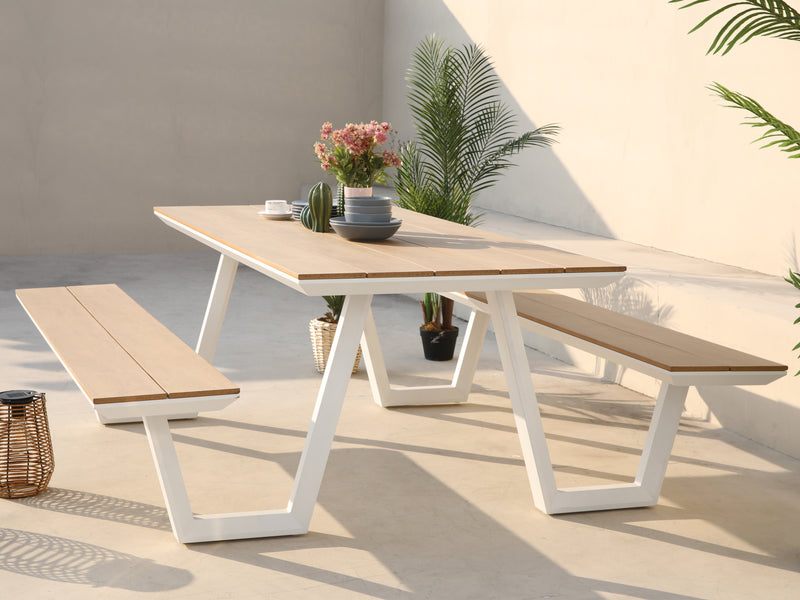 AXI Nori Picnicbord med 2 bænke - Hvid/Teak-look Polywood