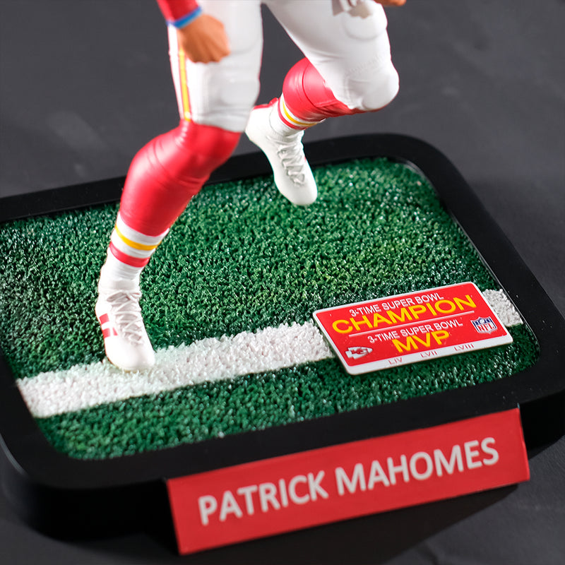NFL Patrick Mahomes (Kansas City Chiefs) Limited Edition resinstatue i skala 1:6 McFarlane Toys