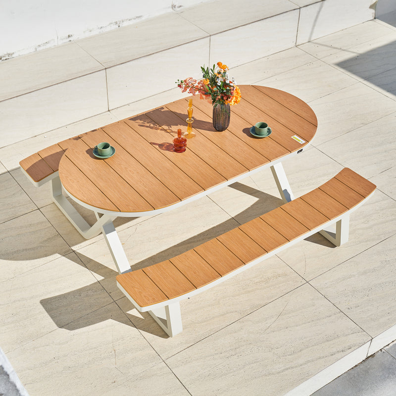 AXI Jax Picnicbord med 2 bænke Oval – Sandy Beige/Teak-look Polywood