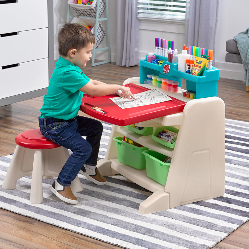 Step2 Flip & Doodle Easel Desk med skammel