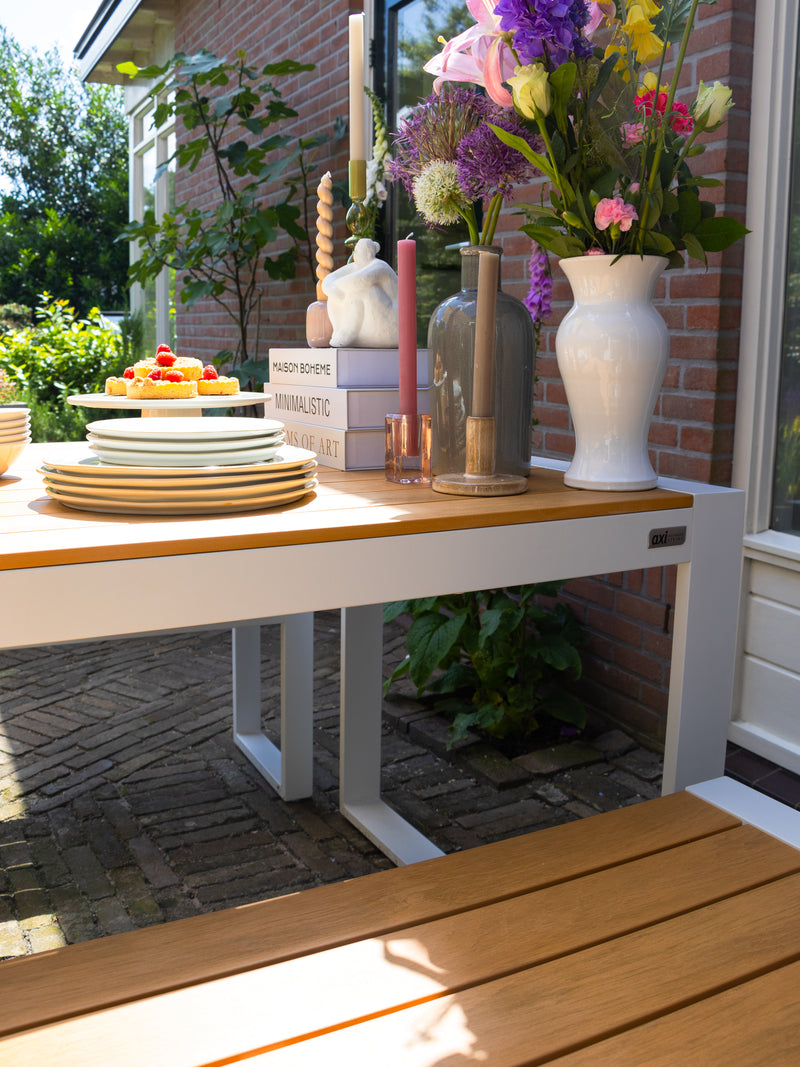 AXI Tony Havesæt med 2 bænke - Hvid/teak-look Polywood