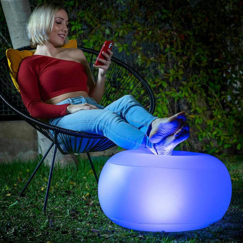 Pack Oppustelig lænestol med flerfarvet LED og Oppusteligt sæde med flerfarvet LED og fjernbetjening InnovaGoods
