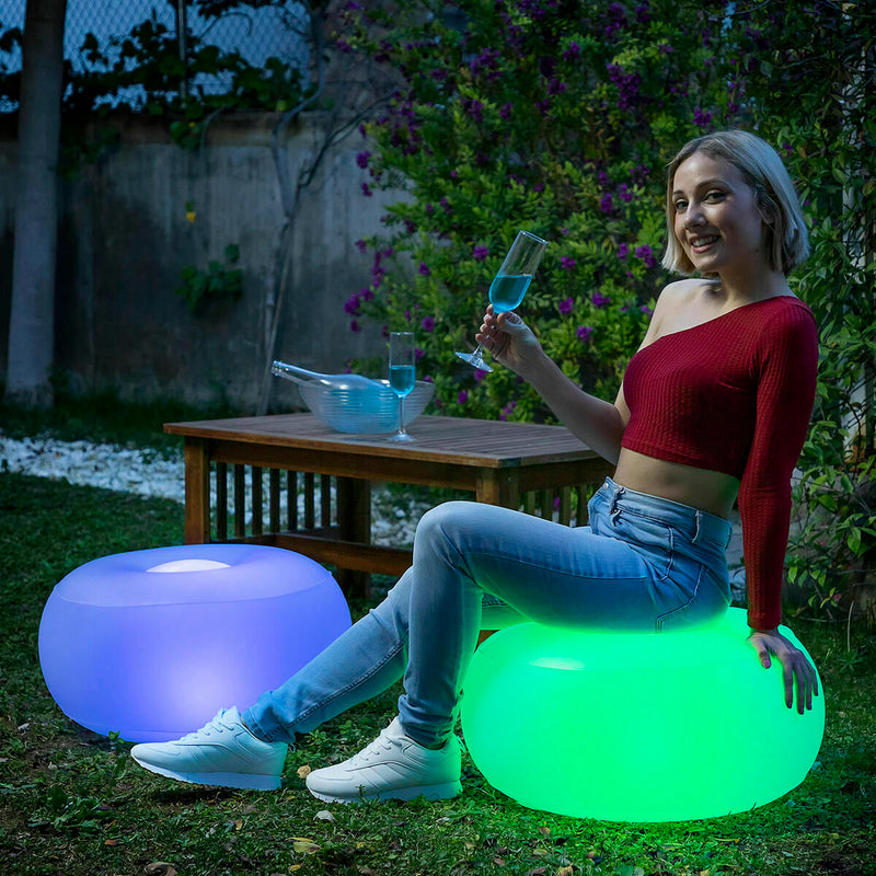 Pack Oppustelig lænestol med flerfarvet LED og Oppusteligt sæde med flerfarvet LED og fjernbetjening InnovaGoods