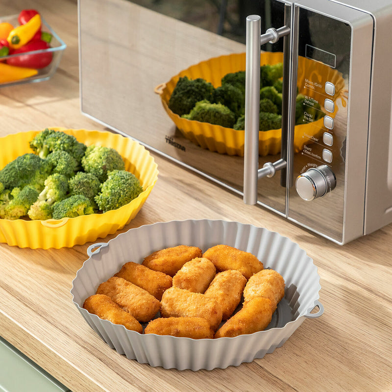Pack Silikonekurve med børste til frituregryder og Varmluftsfrituregryde med grill, tilbehør og opskriftsbog InnovaGoods