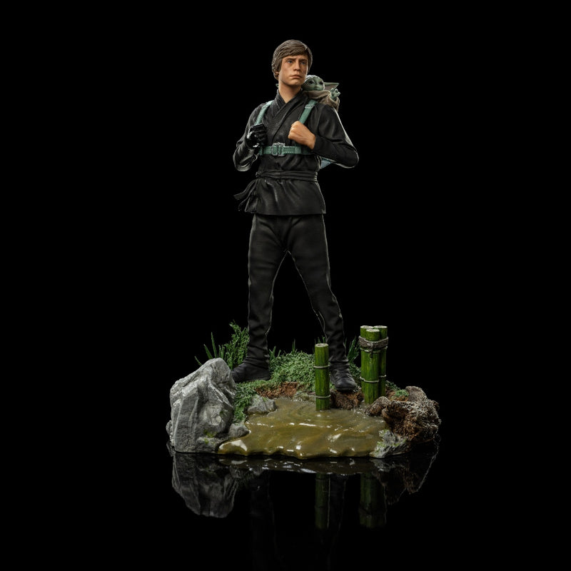Iron Studios The Book of Boba Fett - Luke Skywalker and Grogu Training statue Art Scale 1/10