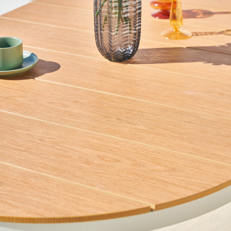 AXI Jax Picnicbord med 2 bænke Oval – Sandy Beige/Teak-look Polywood
