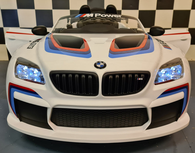 BMW M6 GT3 12V elbil til børn med fjernbetjening – hvid