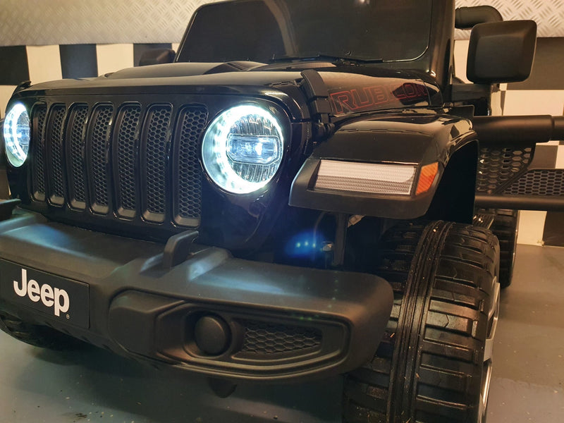 Jeep Wrangler 12V elbil til børn med firehjulstræk og fjernbetjening