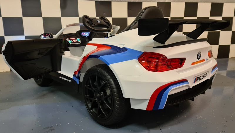 BMW M6 GT3 12V elbil til børn med fjernbetjening – hvid