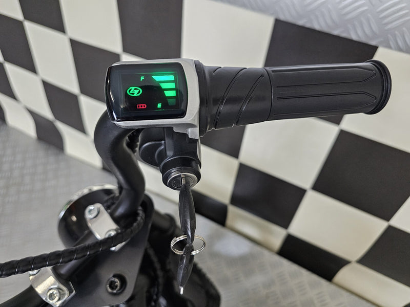 Chopper 24V elmotorcykel til børn med brushless motor – sort