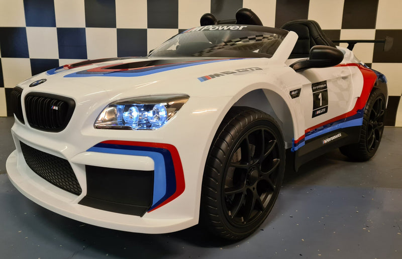BMW M6 GT3 12V elbil til børn med fjernbetjening – hvid