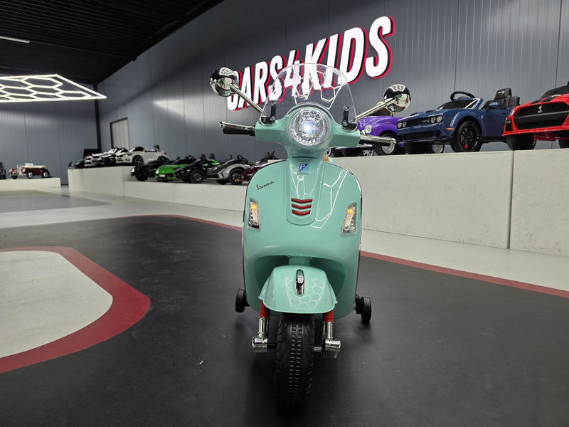 Vespa GTS 12V børnescooter med vindskærm