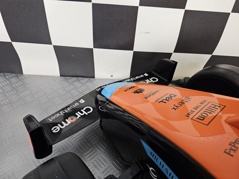 McLaren Formel 1 12V elbil til børn
