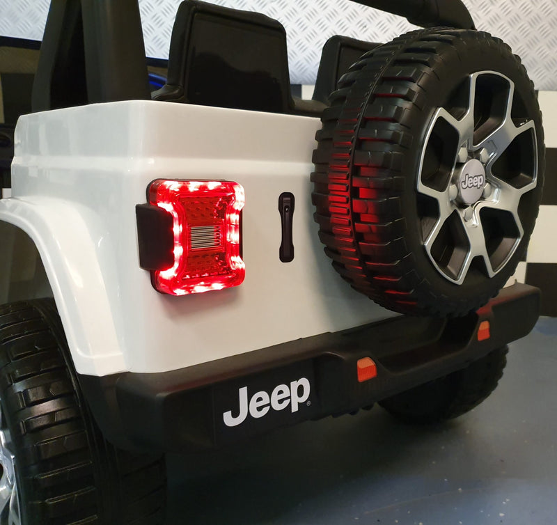 Jeep Wrangler 12V elbil til børn med firehjulstræk og fjernbetjening