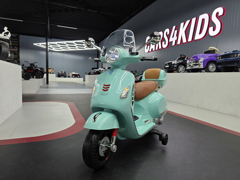 Vespa GTS 12V børnescooter med vindskærm