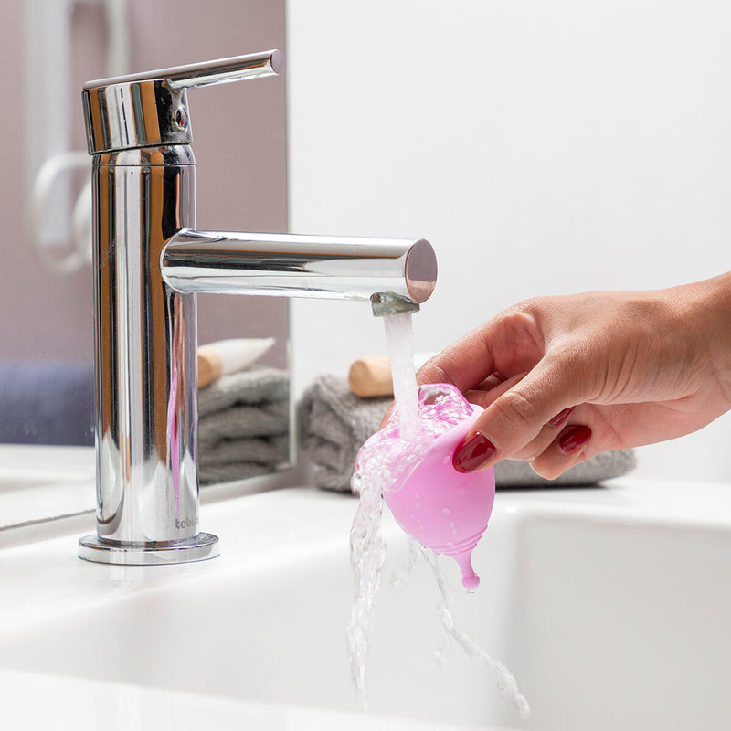 Menstruationskop med tilbehør Kuppy InnovaGoods