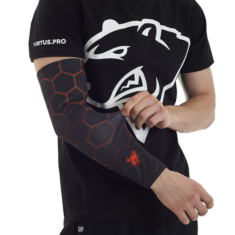 Virtus.pro gaming-armærme Combs