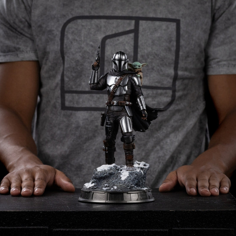 Iron Studios Star Wars - The Mandalorian And Grogu - The Mandalorian Movie Art Scale 1/10