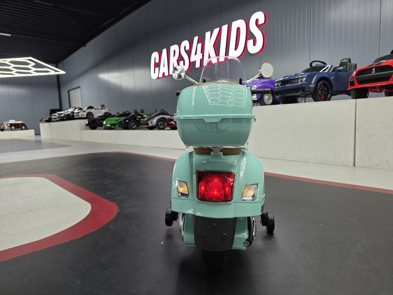Vespa GTS 12V børnescooter med vindskærm