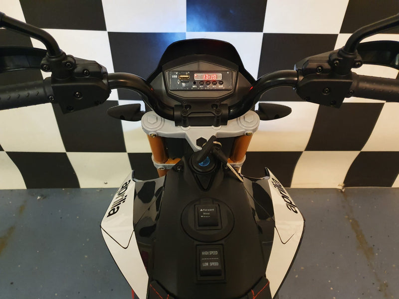 Aprilia Dorsoduro 12V elmotorcykel til børn