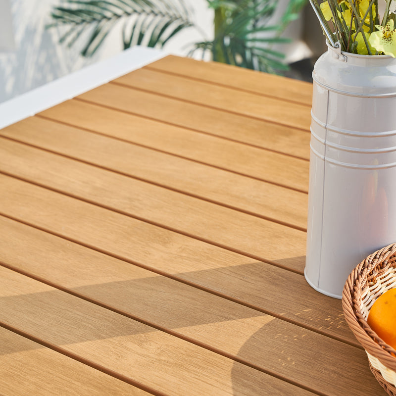 AXI Tony Havesæt med 2 bænke - Hvid/teak-look Polywood