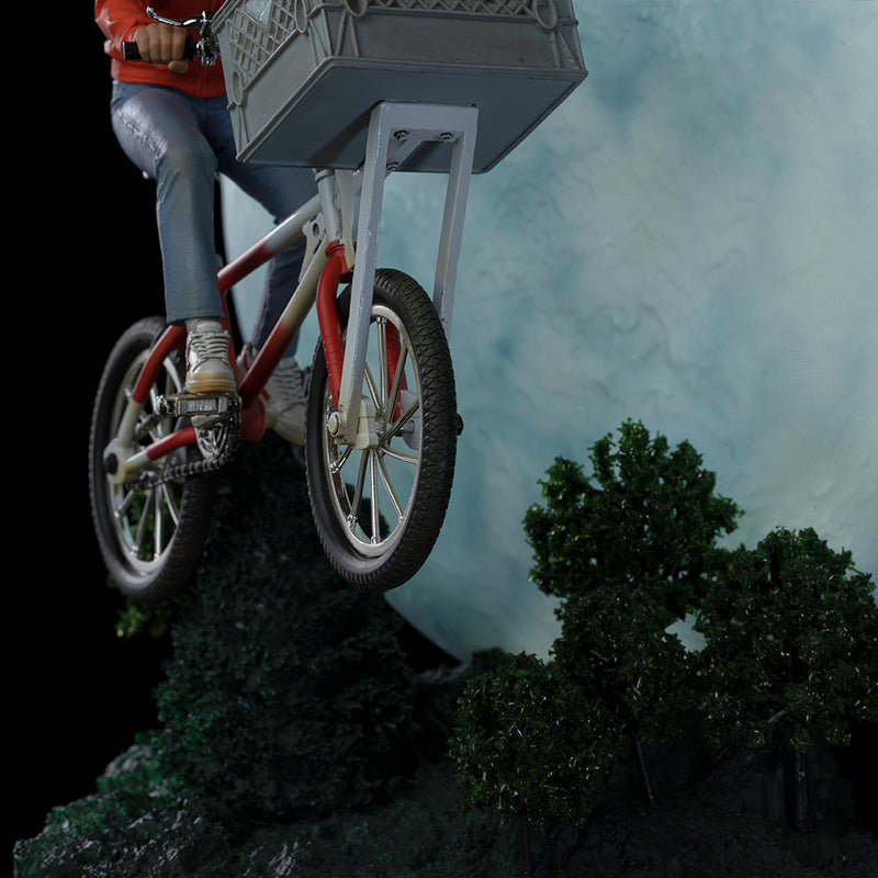 Iron Studios E.T. - E.T. & Elliot statue Deluxe Art Scale 1/10