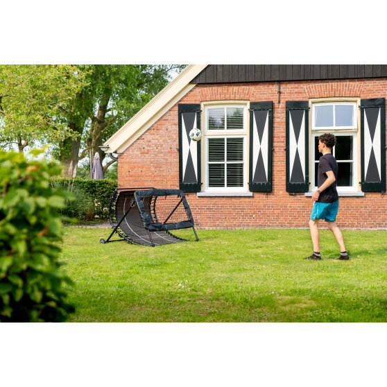 EXIT Kickback fodbold rebounder 124x90cm