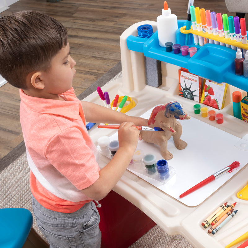 Step2 Deluxe Art Master Desk