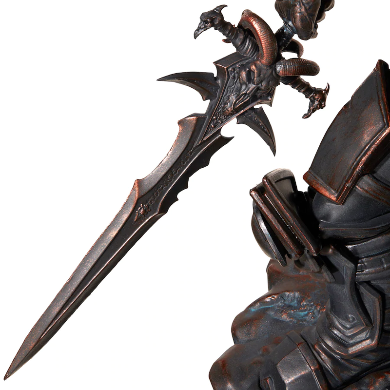 Blizzard World of Warcraft - Prince Arthas statue