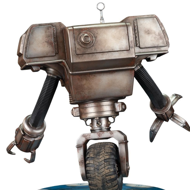 Dark Horse Fallout (Amazon): Victor the Securitron Figure