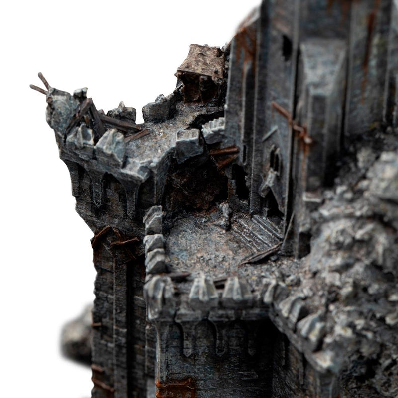 The Lord of the Rings Trilogy Cirith Ungol Environment LE