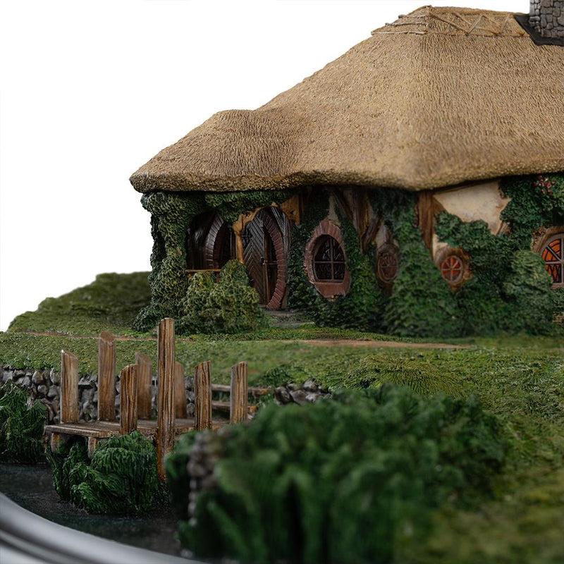 Weta Workshop The Lord Of The Rings Trilogy - The Green Dragon Inn Environment