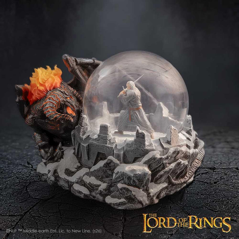 Nemesis Now The Lord of the Rings Battle of the Peak Snow Globe
