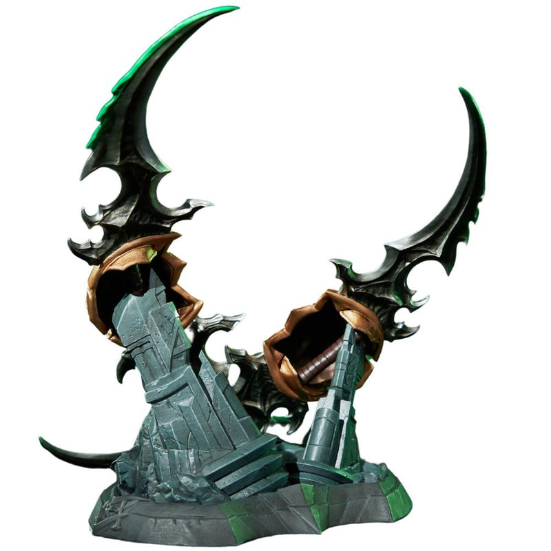 HEX Collectibles World of Warcraft 20th Anniversary Warglaives of Azzinoth Collector’s Edition Replica