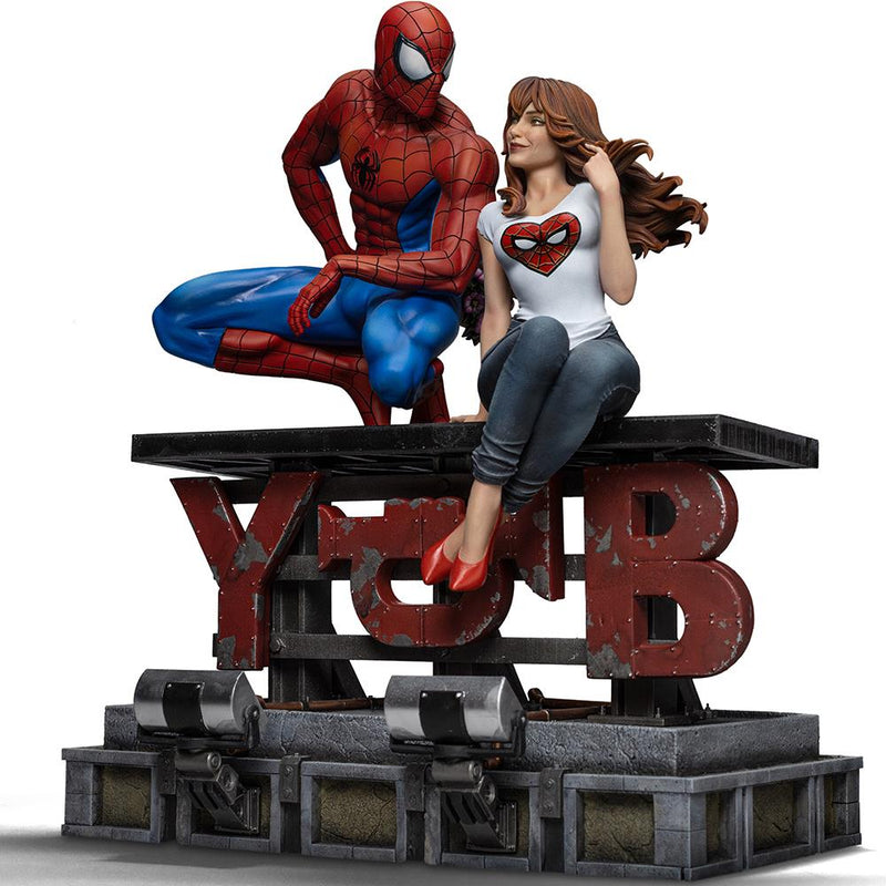 Marvel Comics -Spider-Man and MJ -Diorama 1/6 Scale