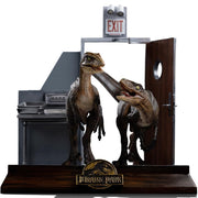 Iron Studios Jurassic Park - Raptors At The Kitchen'S Door Art Scale 1/10